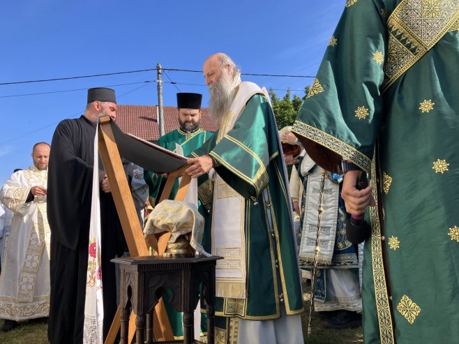 OBNOVLJEN HRAM SVETE TROJICE U HRVATSKOJ: Patrijarh Porfirije – e Božija ljubav jača od bilo kakvog rata i razaranja