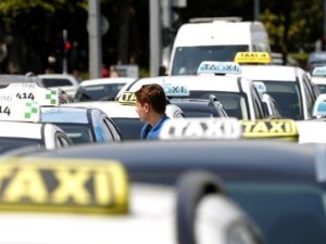 VRTOGLAV CJENOVNIK: Taksi ćemo u nvogodišnjoj noći plaćati duplo skuplje