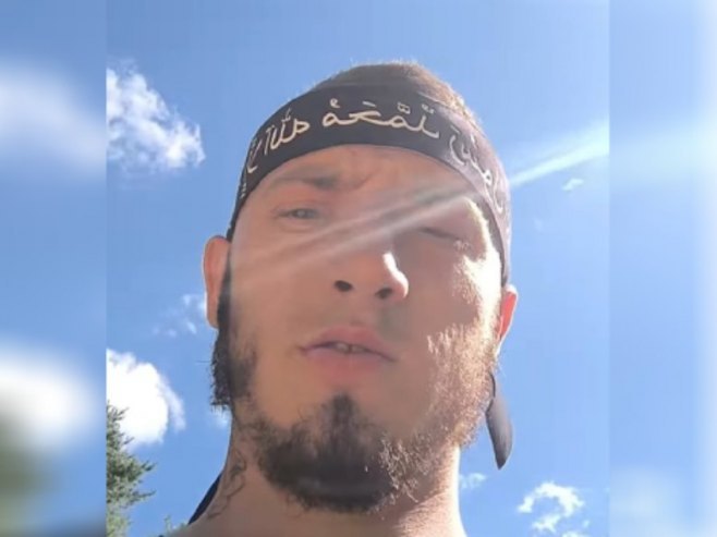 SRBIMA ISPRED KUĆE UZVIKIVAO „TEKBIR-ALAHU EKBER“: Islamista u Bihaću napravio incident, oglasila se i policija (VIDEO)