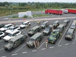 KONVOJ EUFOR VOZILA UŠAO U BiH: Stigle rezervne snage iz Češke, ovo je razlog (FOTO)