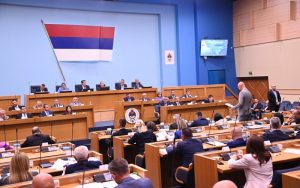 НАКОН ШТО ЈЕ СЈЕО У ФОТЕЉУ ДИРЕКТОРА ИНСПЕКТОРАТА: ЦИК разријешио Мишића посланичке функције