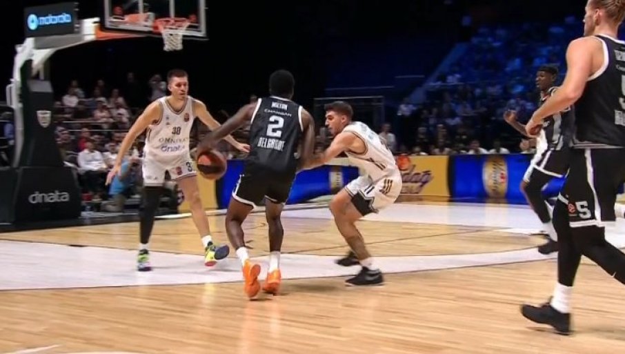 CRNO-BIJELI POKLEKLI PRED DUBAIJEM: Debitant u Evroligi nadigrao Partizan