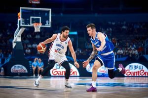 „ДОБРО ЈЕ“ Мицић се вратио, повреда није озбиљна (ВИДЕО)