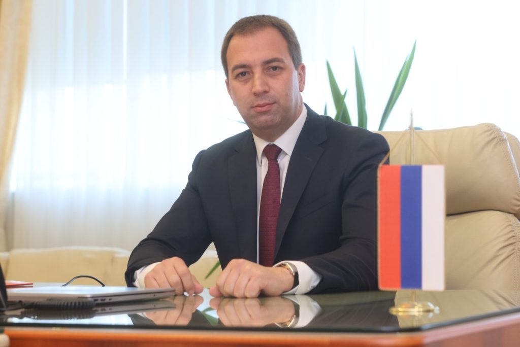 „ЗА МЕНЕ ЈЕ ФУНКЦИЈА ОДГОВОРНОСТ“: Селак се одрекао одборничког мандата у Скупштини града Бањалука