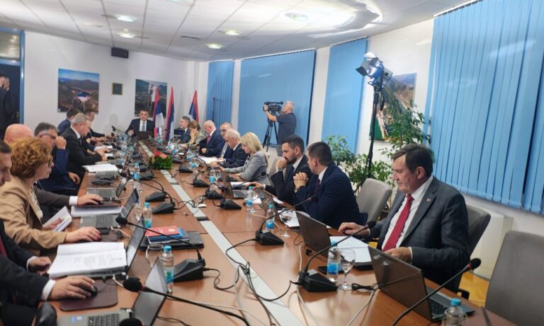 SJEDNICA VLADE SRPSKE ODRŽANA U TREBINJU: Odobreni brojni projekti u Srpskoj