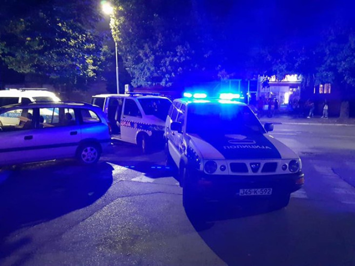UHAPŠENO ŠEST OSOBA IZ TESLIĆA: Napali policiju i oštetili službeno vozilo