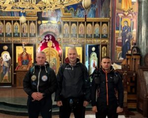 „МИ ХОДАМО ЗА ЊИХ“: Полицајци кренули на пут ходочашћа од 720 километара за “дјецу лептире”