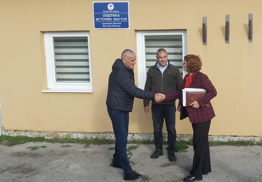 SLIJEDE VAŽNI PROJEKTI ZA GRAĐANE: Jujić posjetila opštine Istočni Mostar i Ljubinje (FOTO)