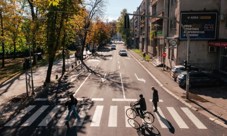 SPREMITE SE ZA NOVE GUŽVE: Rekonstruisana jedna ulica, slijede novi radovi u Banjaluci (FOTO)