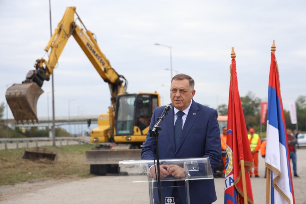 DODIK OZVANIČIO POČETAK RADOVA: Uporedno sa izgradnjom magistralnog puta, gradiće se novi nadvožnjak u Trnu (FOTO)