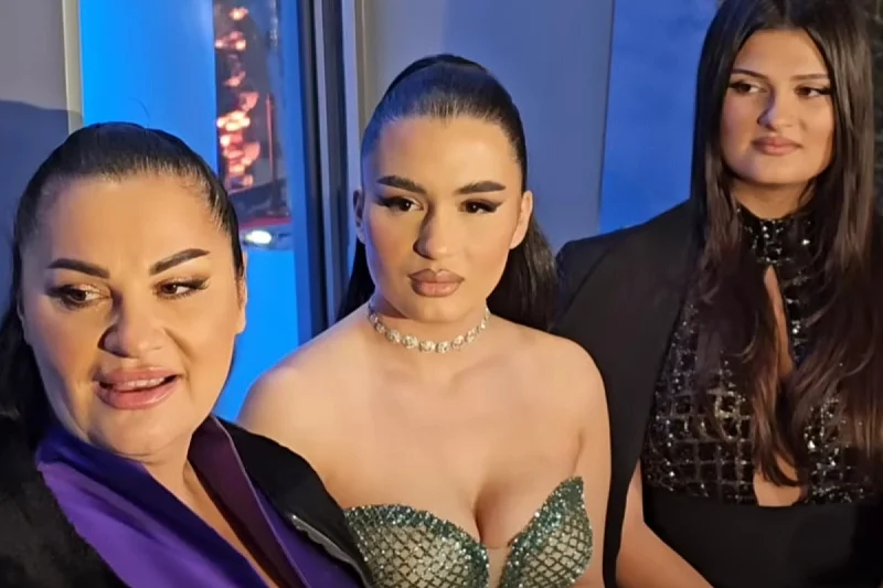 RIJETKO SE SA NJOM POJAVLJUJE U JAVNOSTI: Jana ponizila ćerku pred kamerama (VIDEO)