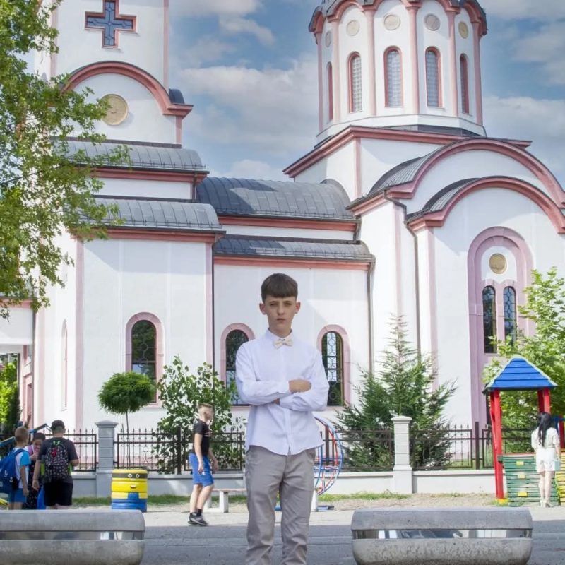 DJEČAK IZ SRPCA TREBA NAŠU POMOĆ: Dejan boluje od karcinoma, prije nekoliko godina izgubio oca od iste bolesti