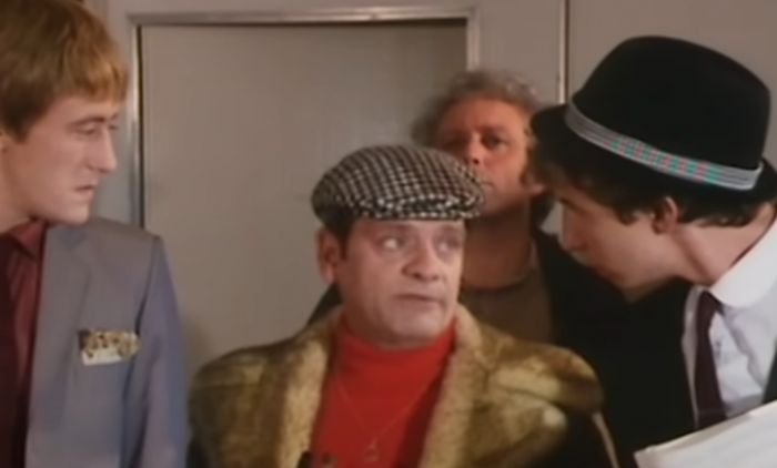 LJUBITELJI „MUĆKI“ TUGUJU: Preminuo poznati glumac iz legendarne serije