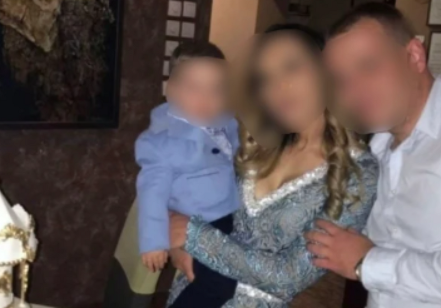 OVO JE PORODICA KOJA JE POGINULA U BEOGRADU U STRAVIČNOJ NESREĆI: Fotografija slama i najtvrđa srca (FOTO)