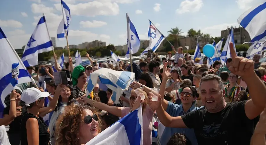 IZRAELSKA VOJSKA POTVRDILA: Svi živi taoci su vraćeni (VIDEO)