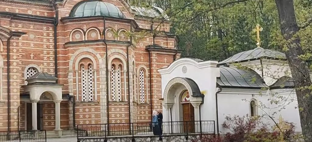 BOGORODICA SE UKAZALA MILOJKI (13) I DALA ZNAK DA SE PODIŽE MANASTIR: Ovo je posebno mjesto gdje se liječe bolesni i dešavau čuda