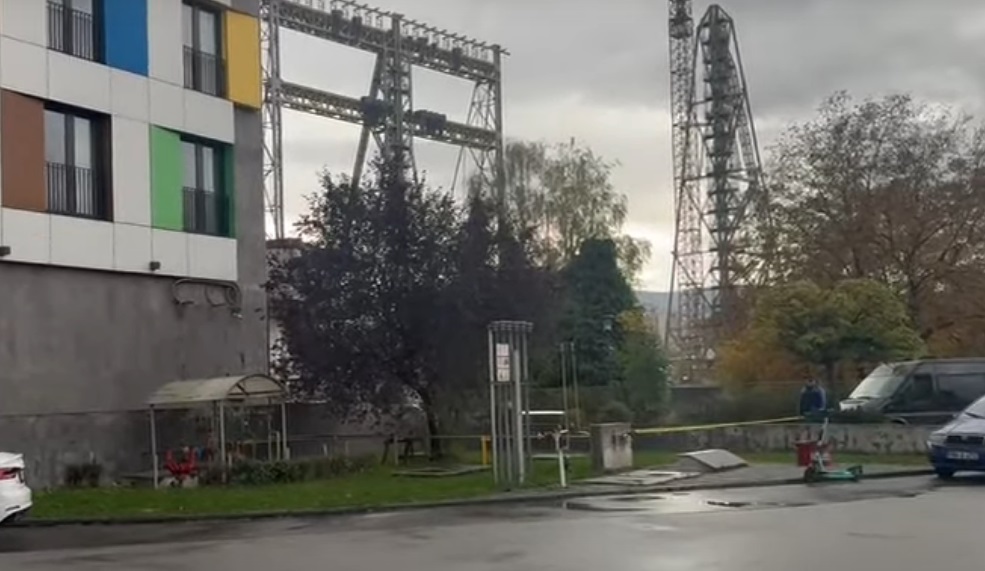 HOROR U SARAJEVU: Muškarac  skočio sa zgrade hotela i ubio se (VIDEO)