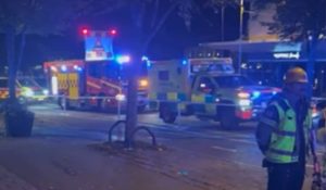 HOROR U ŠVEDSKOJ: Dječak ranio šest ljudi (VIDEO)