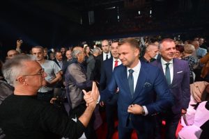 ПРВИ ОЗБИЉАН РАСКОЛ: Ћосић напустио Радојичића – Коалиција са Станивуковићем погазила принципе „Својим путем“