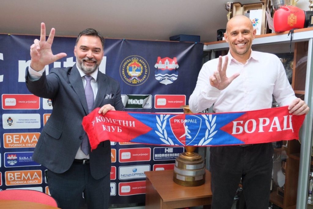 СТАША КОШАРАЦ – НОВИ ЧЛАН УПРАВНОГ ОДБОРА РУКОМЕТНОГ КЛУБА БОРАЦ m:tel:  Kуваља – Подршка министра Кошарца је више од протоколарне ,то је порука да се вјерује у повратак Бораца на врх
