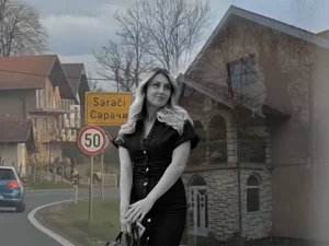 BIVŠI MOMAK JOJ PRESUDIO U TOALETU KAFIĆA: Porodica i prijatelji ispratili Aldinu Jahić na vječni počinak