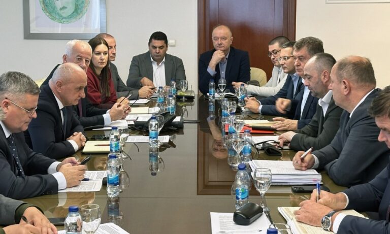 POSTIGNUT DOGOVOR ZA RiTe UGLJEVIK: „Gas Res“ preuzima Komsar, Istok 2 na raspolaganju rudniku