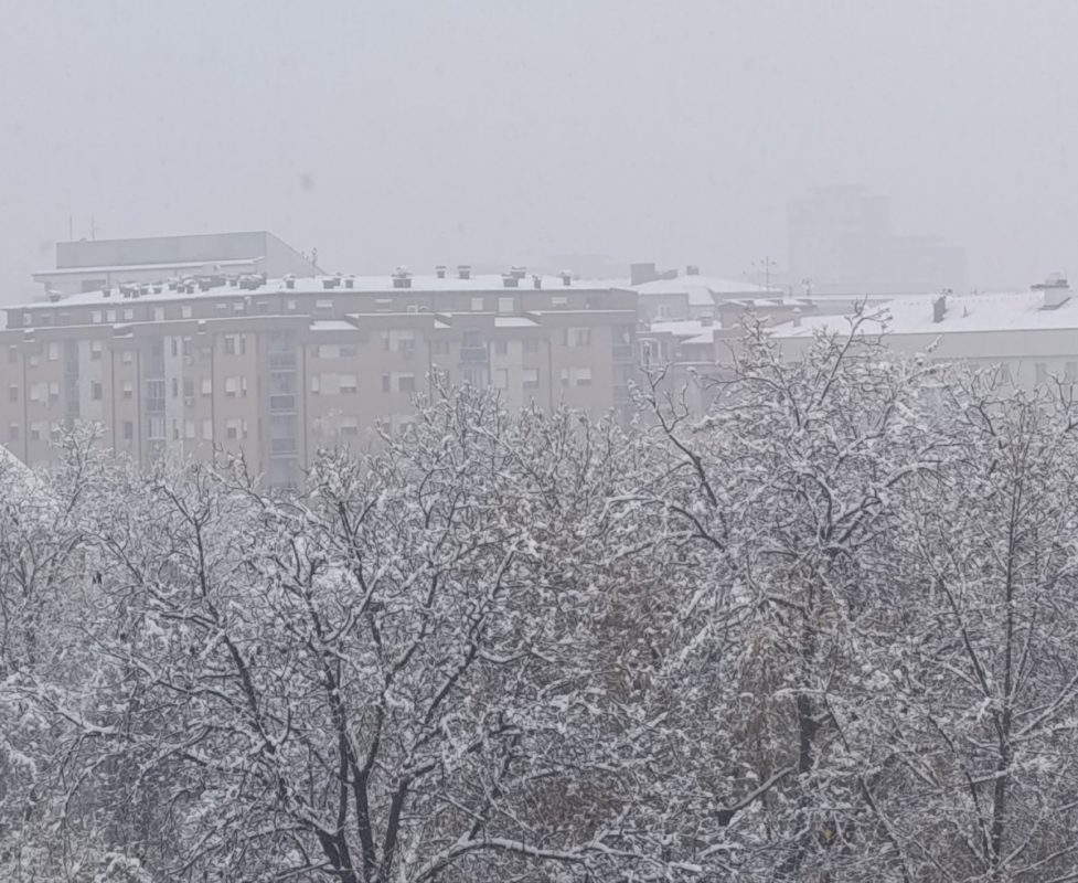 NA BOŽIĆ NAS OČEKUJE LEDENI DAN: Meteorolozi najavljuju i do 40 centimetara novog snijega