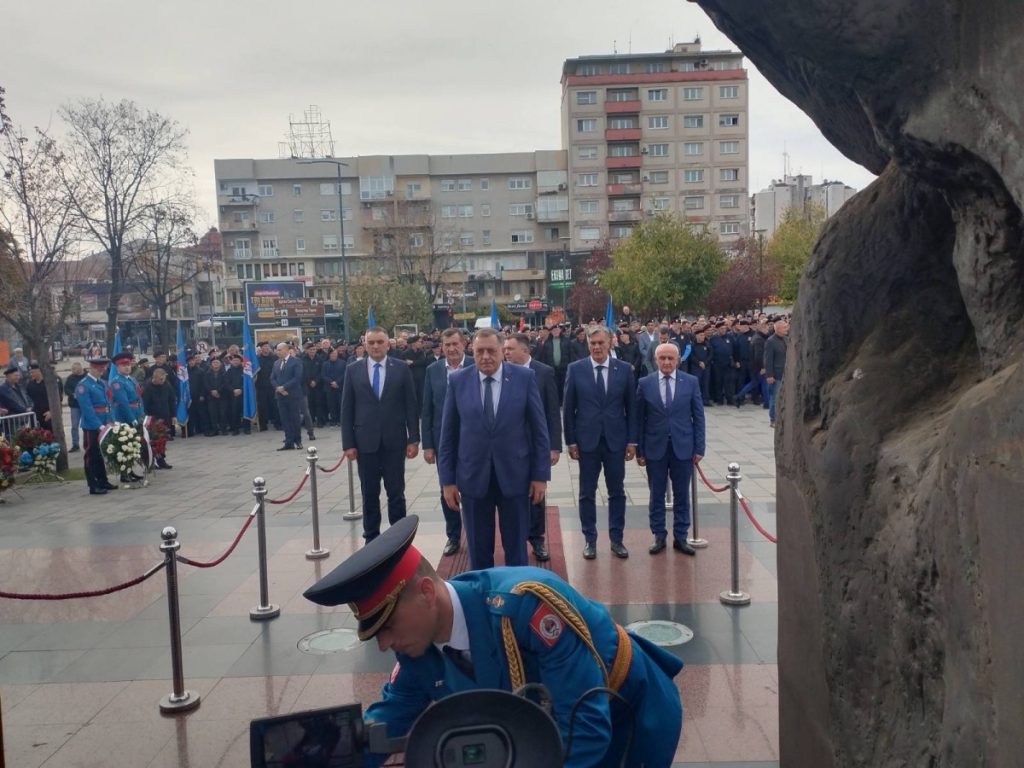 „СПЕЦИЈАЛЦИ БИЛИ УДАРНА СНАГЕ ОДБРАНЕ СРПСКЕ“:  Додик на обиљежавању Дана бригаде у Бијељини