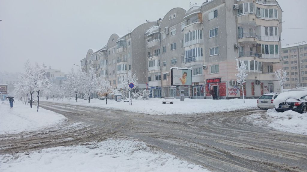 DOLAZI TALAS ZAHLAĐENJA U BiH: U ovim krajevima će napadati i do 20 centimetara snijega
