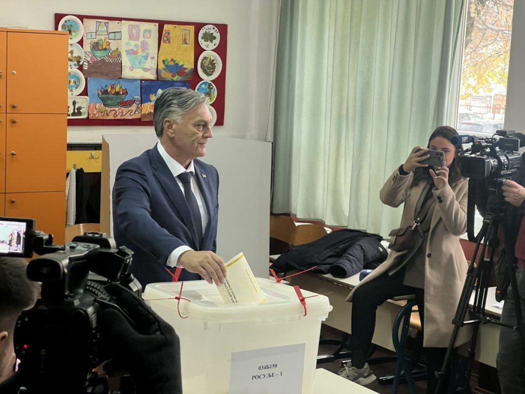 KARAN: Demokratski i fer izbori pokazuju snagu Republike Srpske (FOTO)