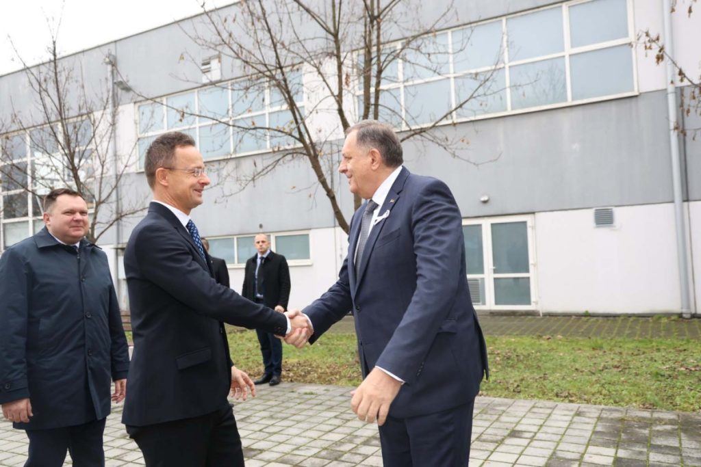 DODIK UGOSTIO SIJARTA U BANJALUCI: Pišemo najbolje stranice naše saradnje koje su imali Srbi i Mađari (VIDEO)