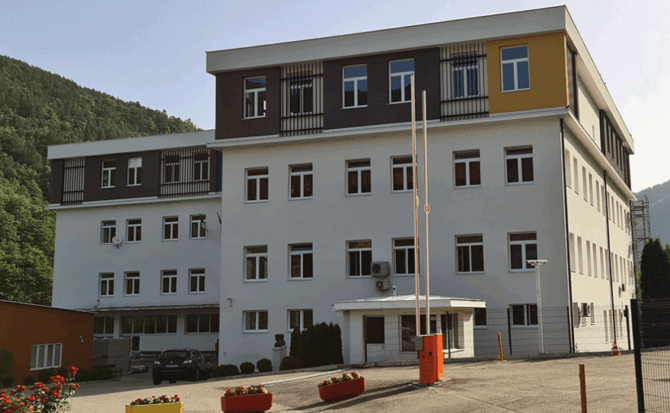 STUDENTKINJA OPERISANA: Direktor Univerzitetske bolnice u Foči potvrdio pojavu tifusa, pa objasnio da li ima razloga za zabrinutost