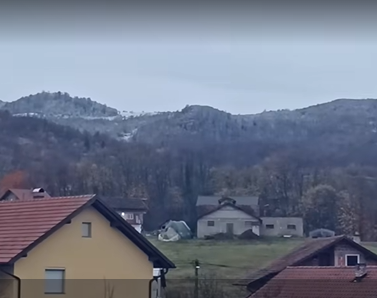 STIGLE PRVE PAHULJE: Pao snijeg u Banjaluci (FOTO/VIDEO)
