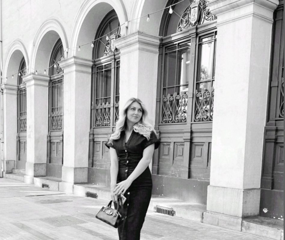 ДАНАС ЈЕ ДАН ЖАЛОСТИ У КАЛЕСИЈИ: Сурово убијена Алдина Јахић биће сахрањена у Миљановцима