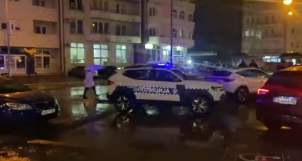 POLICIJA NA NOGAMA: Dojava o bombi spriječila proslavu SDP u Banjaluci (VIDEO)