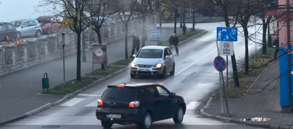 АКТИВАН И МУП СРПСКЕ: Пронађено запаљено возило, а нападачи још увијек на слободи