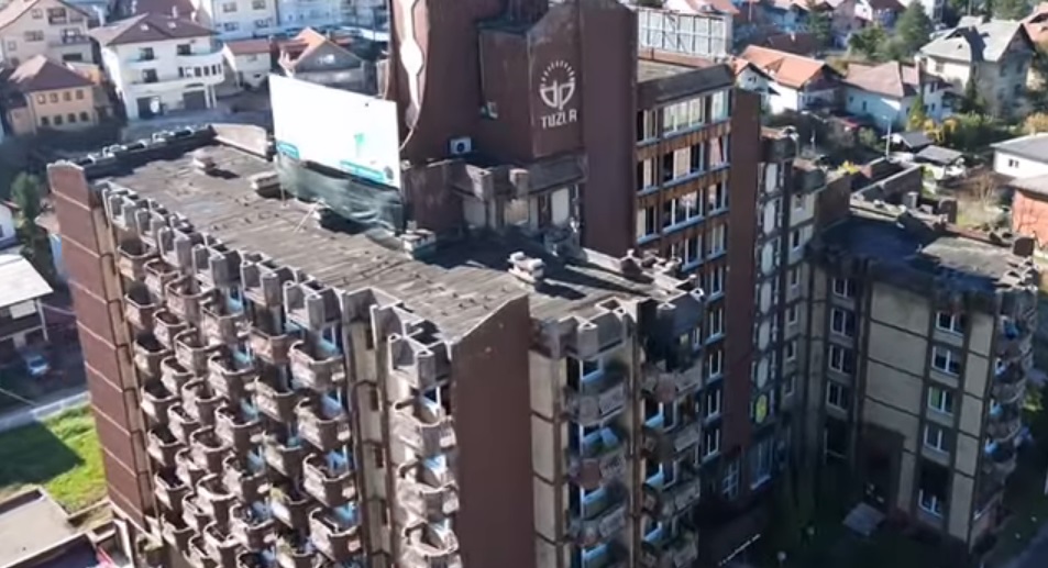 ЕПИЛОГ ТРАГЕДИЈЕ КОЈА ЈЕ ПОТРЕСЛА БиХ: Ухапшен директор Дома пензионера Тузла