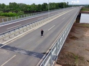 JOŠ JEDAN DOKAZ NENORMALNOSTI: Vlada FBiH blokira otvaranje novog graničnog prelaza u Gradišci