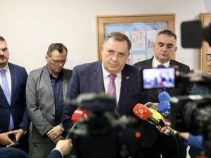 ПОВЕЋАВА СЕ БОРАЧКИ ДОДАТАК: Додик се обратио након састанка са представницима БОРС-а
