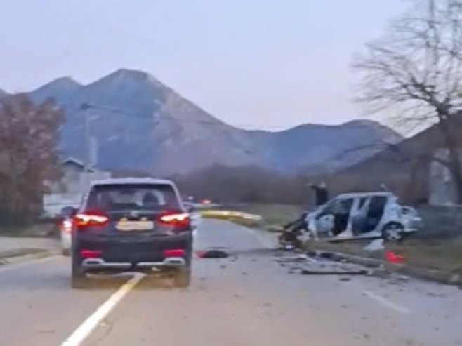 ПОГИНУЛА МАЛОЉЕТНА ОСОБА: Трагедија у Требињу, огласила се полиција о саобраћајној несрећи