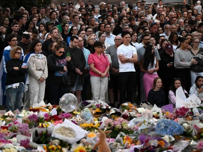 OTAC I SIN UBILI 15 LJUDI, MEĐU NJIMA I DESETOGIŠNJU DJEVOČICU: Napadače iz Sidneja inspirisao ISIL, nedavno putovali na Filipine