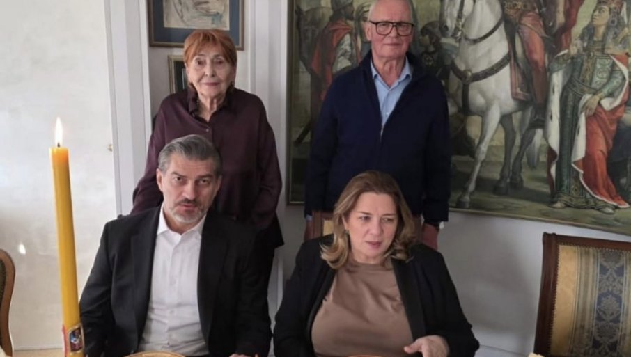 VUČIĆ SLAVI NIKOLJDAN: Ugostio predsjednika Gruzije na slavi (FOTO)