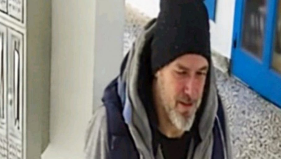 BRUTALNO IZBO ŽENU, POBJEGAO, PA PROMIJENIO LIČNI OPIS: Ovako sada izgleda osumnjičeni za jezivi napad u Beogradu (FOTO)