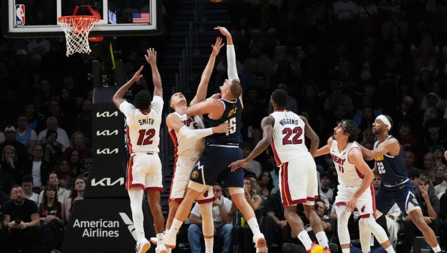 NIKOLA JOKIĆ SE POVRIJEDIO, A U DENVERU – HAOS! Američki novinari bijesni na upravu Nagetsa!