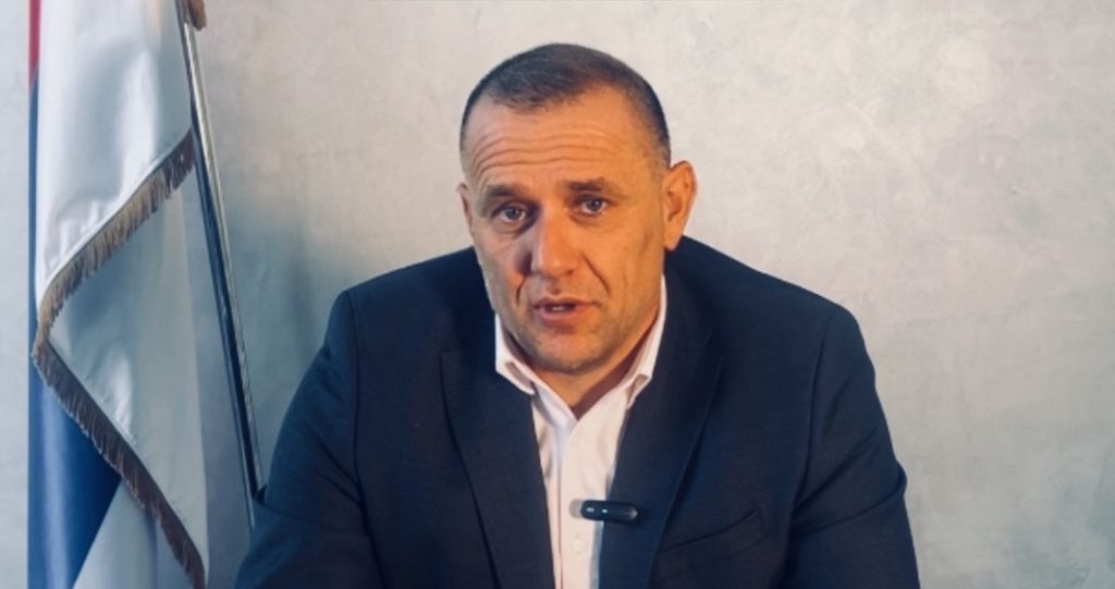 „OVA TRKA SPAJA SRBIJU I SRPSKU“: Kuvalja čestitao pobjedniku Rajoviću