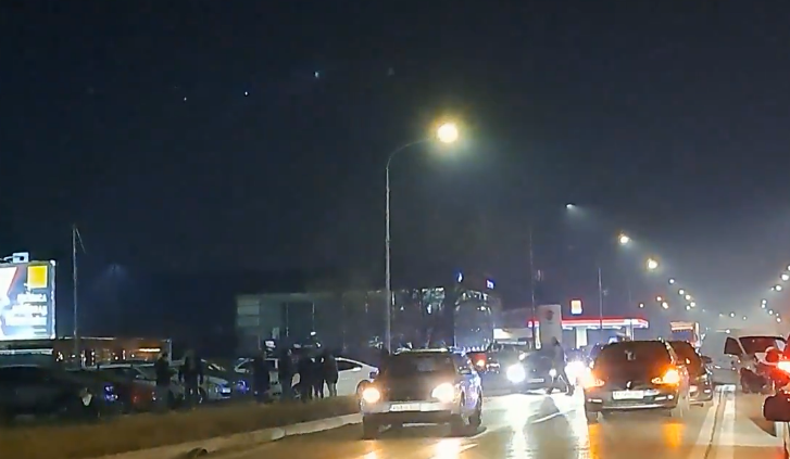 ЛАНЧАНИ СУДАР НА БРЗОЈ ЦЕСТИ КОД БАЊАЛУКЕ: Настале огромне гужве, избјегните ову дионицу (ВИДЕО)