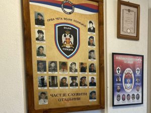 ŽIVOTE DALI ZA ODBRANU DOBOJA: Položeni vijenci za stradale pripadnike Prve čete vojne policije