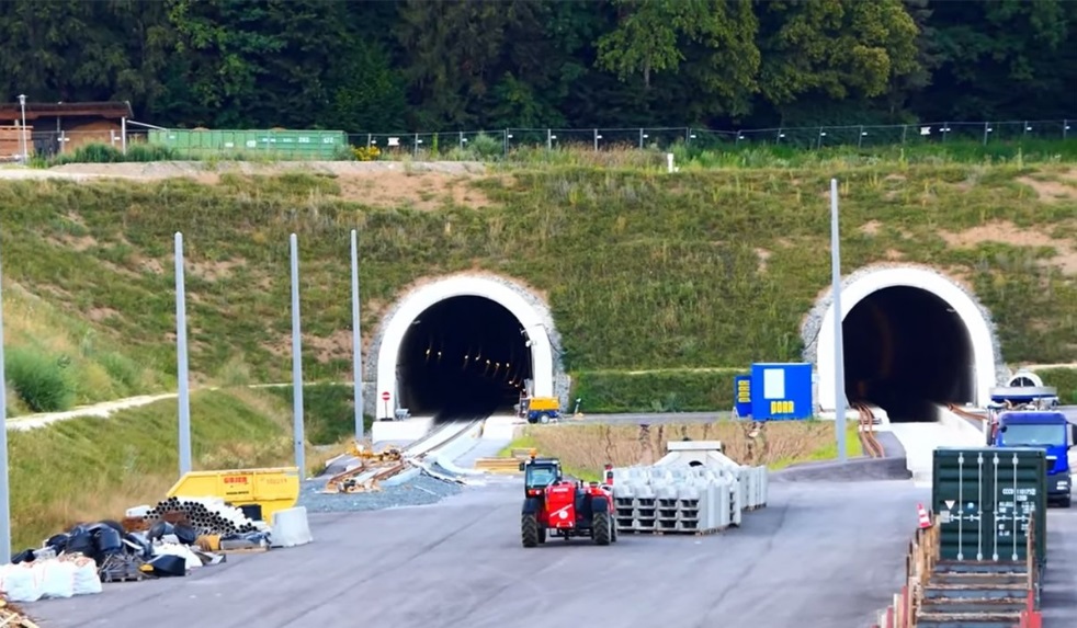 SKRAĆUJE VRIJEME PUTOVANJA: Otvoren tunel dug 33 km za bržu konekciju sa Jadranom (VIDEO)