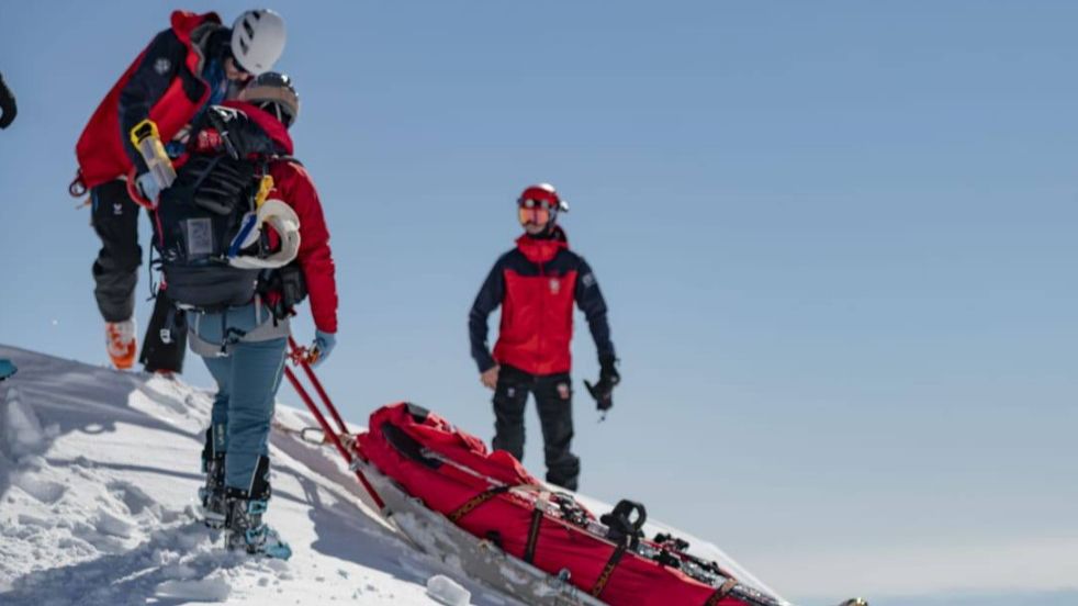TRAGEDIJA NA PLANINI VISOČICA: Planinar poginuo na nepristupačnom terenu, a za njegovim prijateljem se još traga