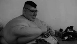 IMAO 600 KILOGRAMA: Preminuo najdeblji čovjek na svijetu
